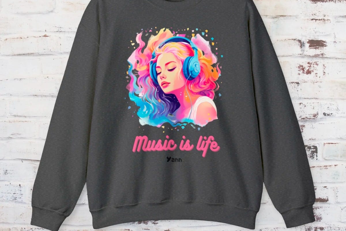 Pull personnalisé unisexe Music is Life